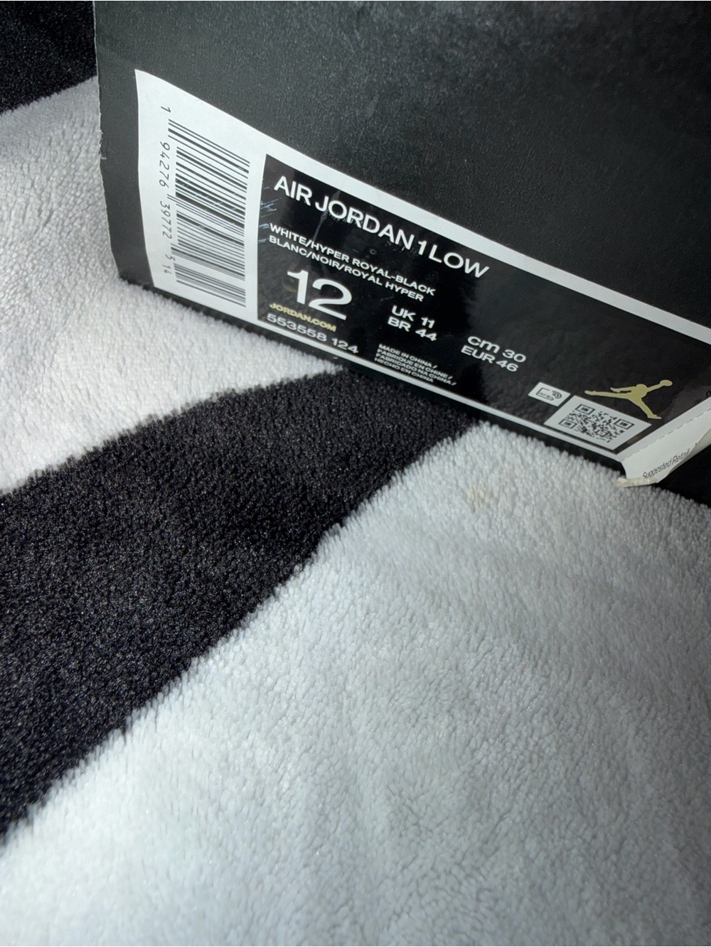 Nike Air Jordan 1 Low - Black/University Blue - Picture 2 of 5